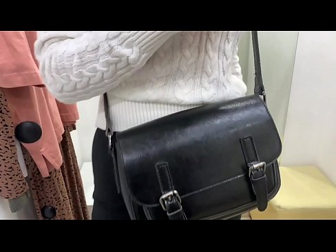 ❤️ Publika masturbado de juna hundino FeralBerry kun dildo en la vestoĉambro ❤❌ Faka video  ĉe eo.allo-sex.ru ❌️